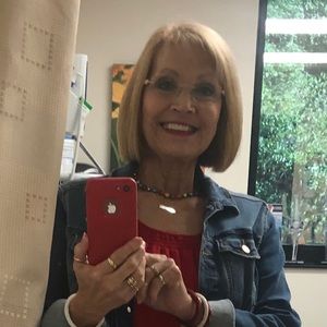 Meet your Posher, Linda